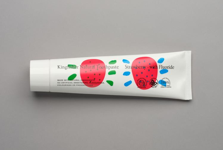 Natural Toothpaste Strawberry with Fluoride 100ml (White)
